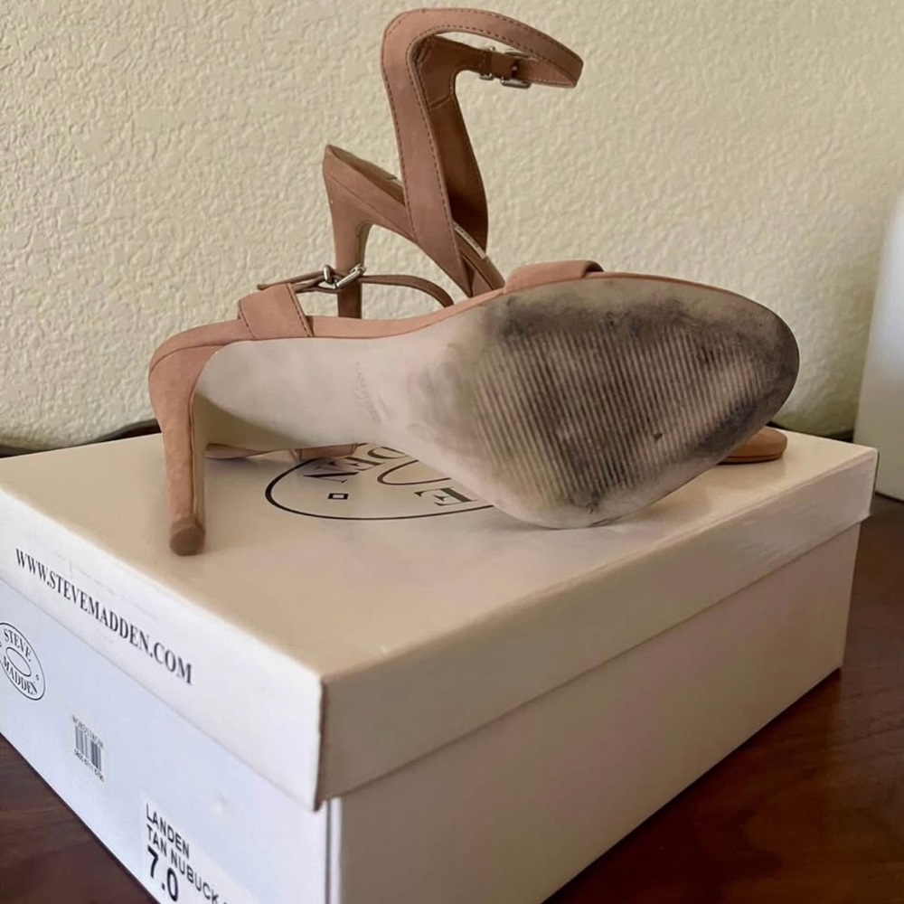 Steve Madden Landen heel. Women’s size 7. Tan color. - Picture 5 of 6
